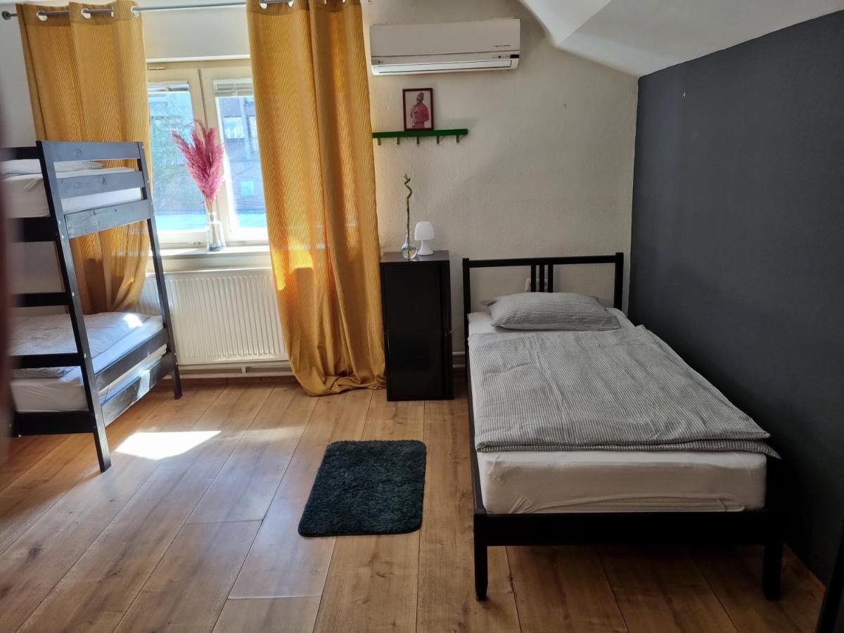 Sax Pub Hostel Ljubljana Kültér fotó